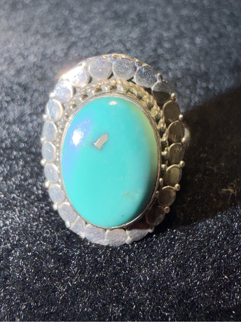 Sterling Silver Turquoise Oval Shield Cocktail Ring - Size 7